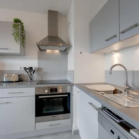 L'Art De Ville - 2 Bedroom Near The City Center Terrace And Garage Annecy Exterior photo