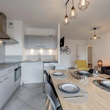 L'Art De Ville - 2 Bedroom Near The City Center Terrace And Garage Annecy Exterior photo